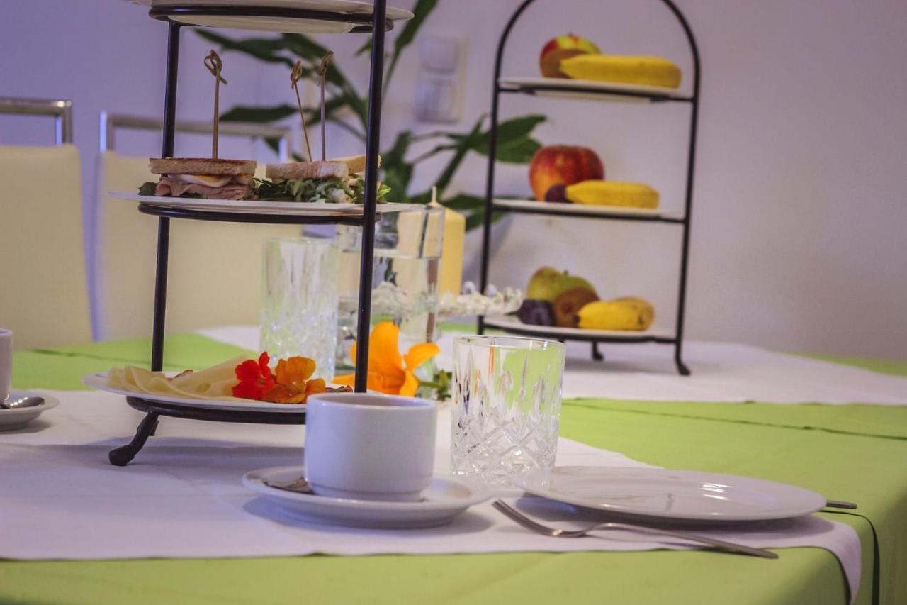Haus Marianne Hotel Franzhausen Luaran gambar